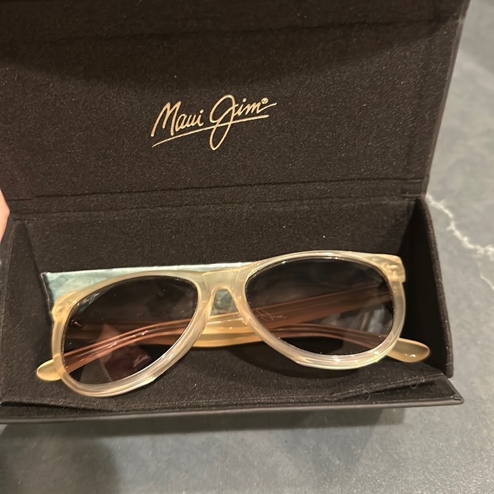 Brand New, POLARIZED see pictures and videos